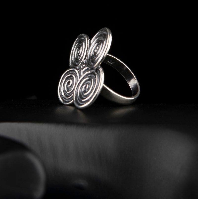 four-leaf spiral, Mycenaean Rose ring, rings buy ring, buy greekart.com Greek art ancient Greek traditional Greek Greek store clay jewellery, best gift, smart gift, museum art, Mycenaean Rose, Athens, Ancient Athena, ancient Greek, heritage, silver ring, handmade ring