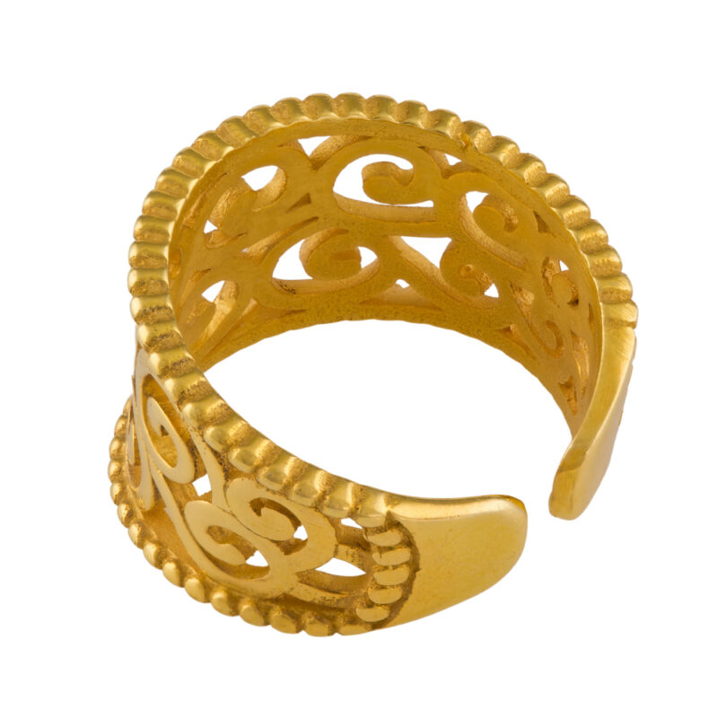 Byzantine ring with geometric pattern gold plated