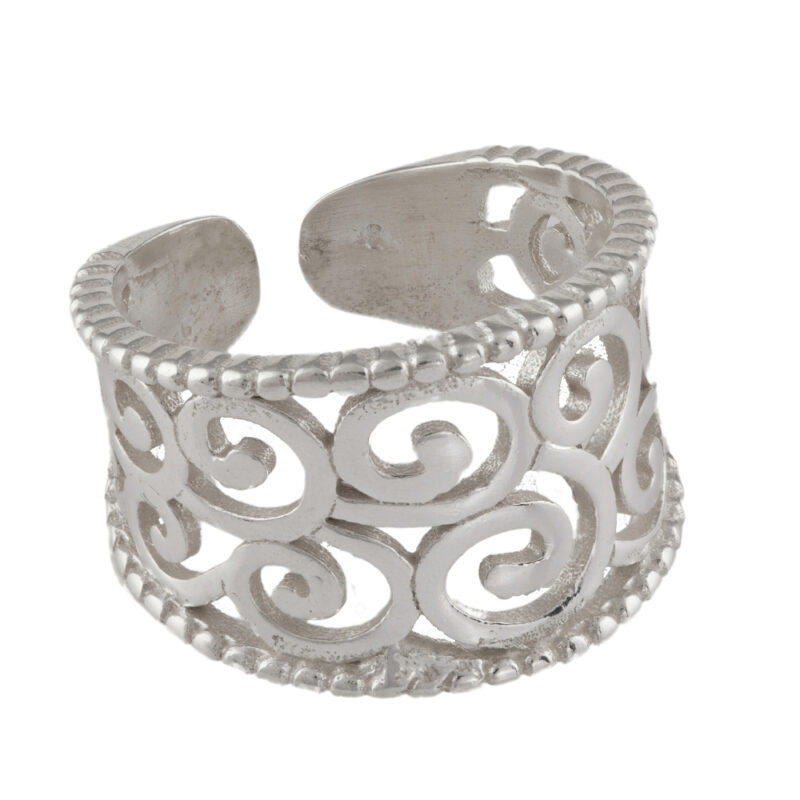 Byzantine ring with geometric pattern